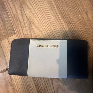 Michael Kors Navy/White Wallet